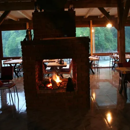 Livadi Bungalow Camping Ardeşen